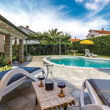 Ferienhaus In With Wifi Pula