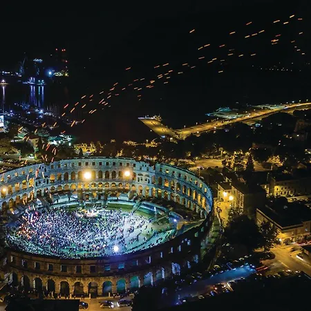 In With Wifi Ferienhaus *